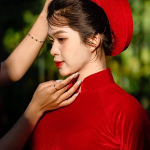 ÁO DÀI CƯỚI GẤM NHUNG ĐỎ