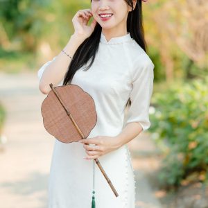 ÁO DÀI TRẮNG HOA SEN